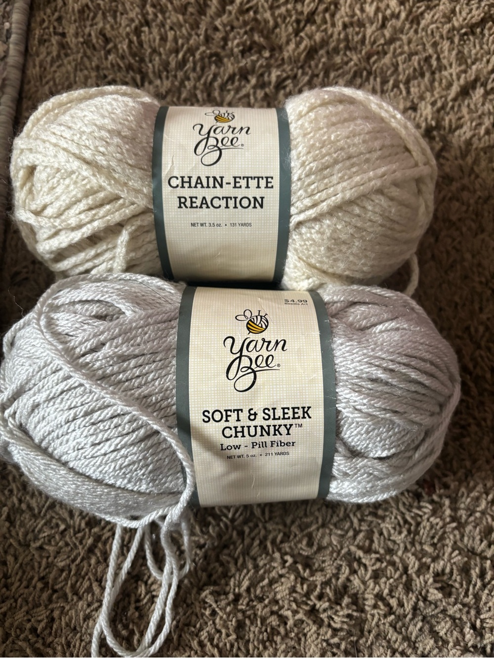 Soft & Sleek Chunky and Chain-ette Reaction Yarn - Cream & Light Gray